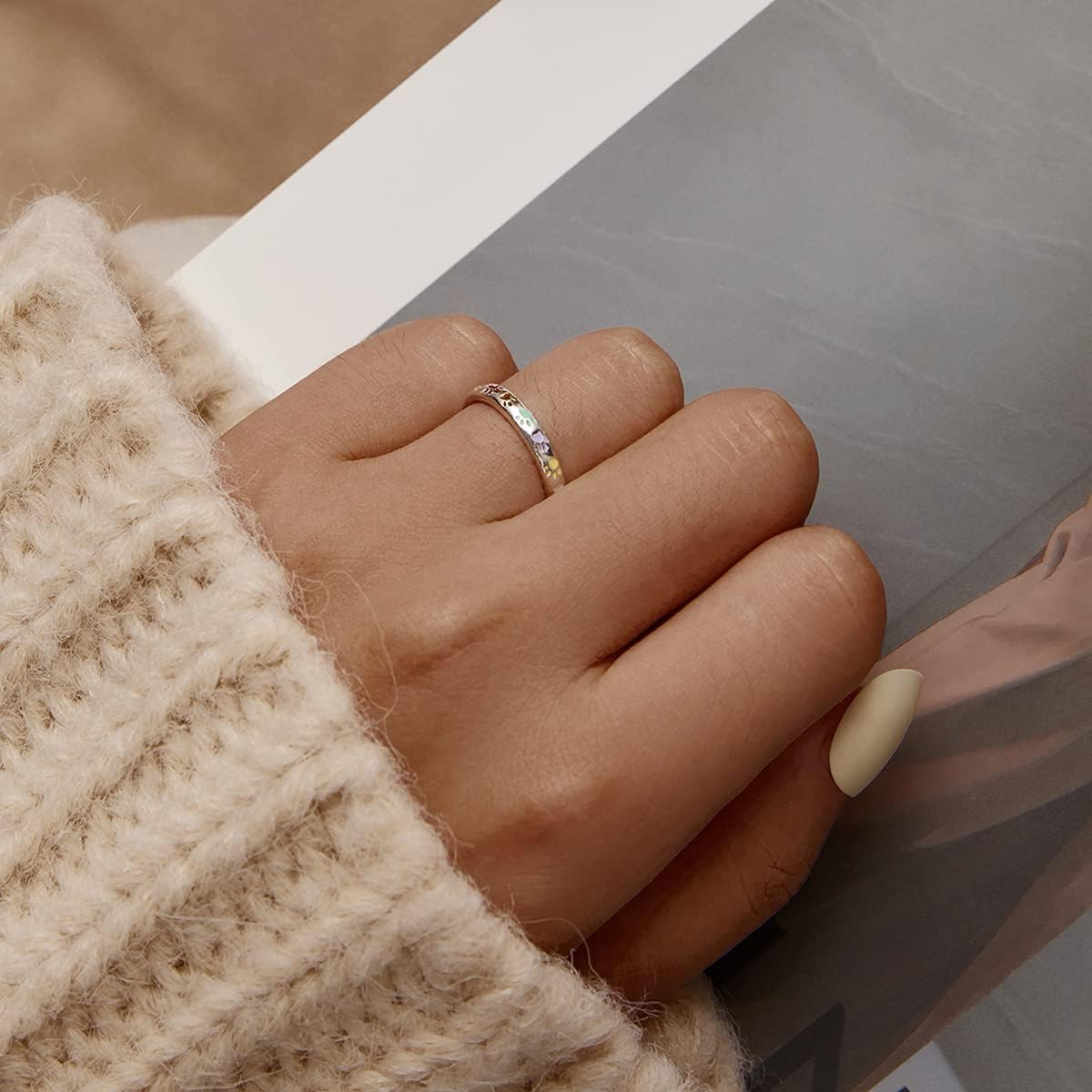 Paw Print Ring in 925 Sterling Silver – A Symbol of Love for Your Furry Friend