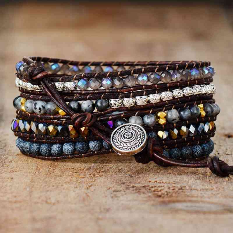 Bracelet with Agate Beads and Natural Stones